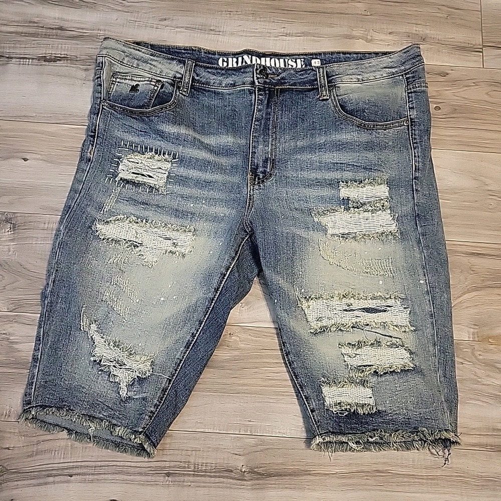Grindhouse Denim Shorts Mens 42 Blue‎ Jeans Distressed Raw Hem Ripped